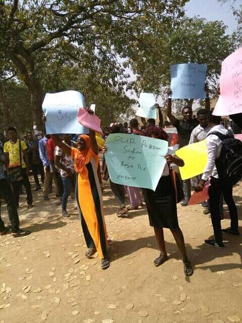 UNILORIN NEW STUDENTS PROTESTING FOR NOT BEEN CLEARED Post Image 3 | Forum - My Exam Point